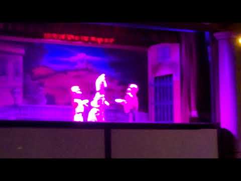 pulcinella tra i pazzi