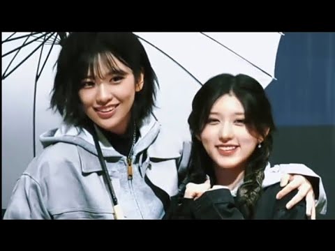 IVE Yujin and Gaeul.    *fallderz moments*