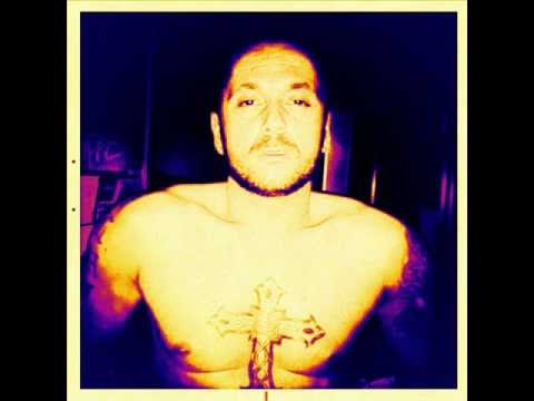 Plastikhead feat. Majka - Ha menni kell... (Official Music Video)