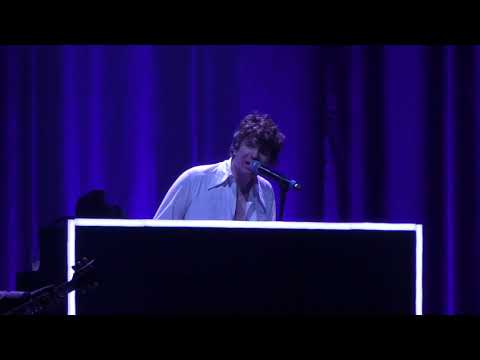 download lagu mp3 mp4 Kooks Amsterdam, download lagu Kooks Amsterdam gratis, unduh video klip Kooks Amsterdam