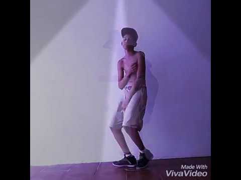 MC andrezinho e tati zaqui.amizade colorida