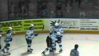 preview picture of video '2015-03-15 Penticton Vees vs Vernon Vipers'