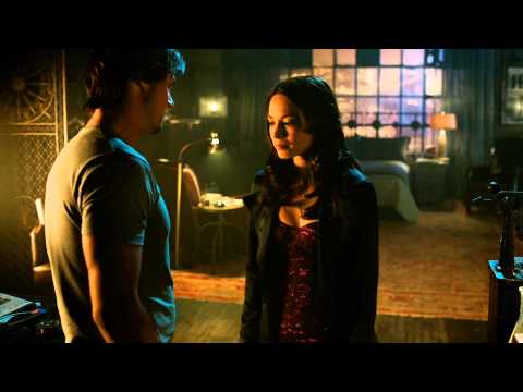 Beauty and the Beast 1x01 || "We're Going To Have To Save Each Other" End Scene