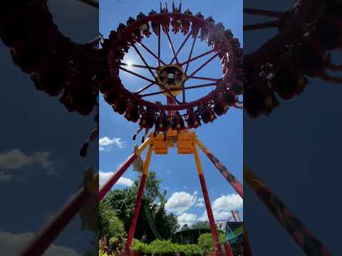 The Claw Off Ride View | Dreamworld, Gold Coast, Australia (Theme Park)