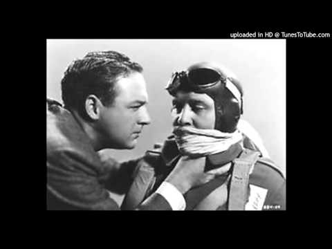 Today's Tango Is... Cantando Bajito - Edgardo Donato 29-08-1938