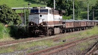 preview picture of video 'Trem de carga geral passando por Nova Era'