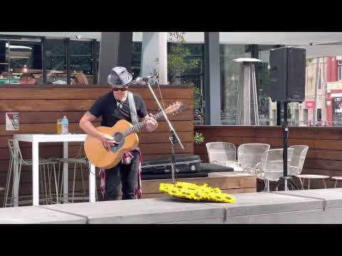 Chris Cheney - All Torn Down (acoustic)