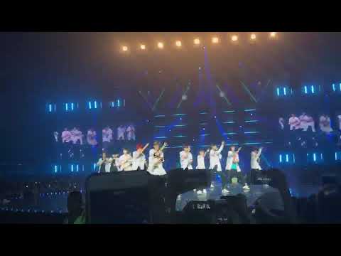 Pick me[wannaoneworldinbkk]