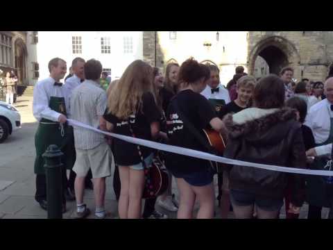 Lincoln Lipdub Gathering for the LINCOLN 05