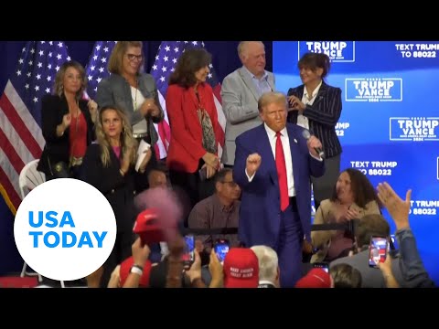 Trump starts 'musical fest' at town hall in Pennsylvania USA TODAY