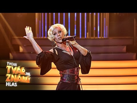Roman Vojtek jako Helena Vondráčková - 