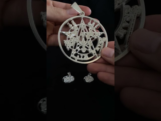 Vídeo relacionado con VASSAGO Anillo Judío Hebreo Acero inoxidable Tetragrammaton Jehová Nombre de Dios Anillo Amuleto judío de Hanukkah Joyería religiosa de la bendición de la fe para las mujeres Hombres (Plata)