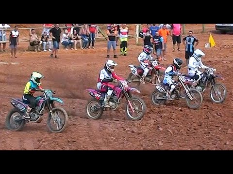Disputa boa na corrida de Velocross Feminino na Copa Canelinha de Velocross