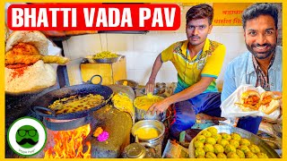 Special Bhatti Mumbai Vada Pav Wala  | Veggie Paaji