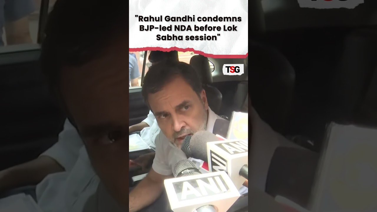 #watch| Rahul Gandhi holds up a copy of Constitution while PM Modi takes oath #viral #shorts