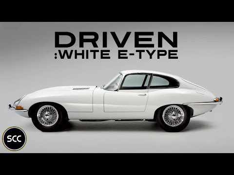 JAGUAR E-TYPE Series 1 3.8 Coupé 1962 - Type test drive in top gear - XK-E engine sound | SCC TV