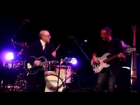 Andy Fairweather Low & The Low Riders - So Glad You're Mine - Live @ The Atkinson - 22-2-15