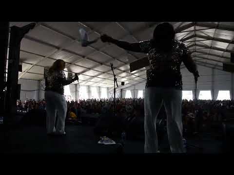 Dixie Cups Iko Iko/When The Saints Come Marching In April 28 2023 New Orleans Jazz Fest nunupics