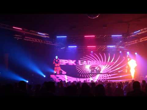 Syken'n'Sugarstarr   Vj Optikus 1