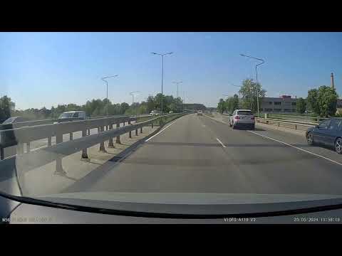 BMW X5 FE-10 (FE10) karaliski manevri uz Dienvidu tilta