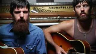 The Avett Brothers sing 