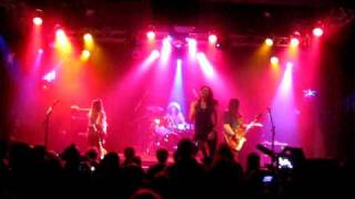 The Donnas - Its on the rocks - The Highline Ballroom New York 24/3 2010