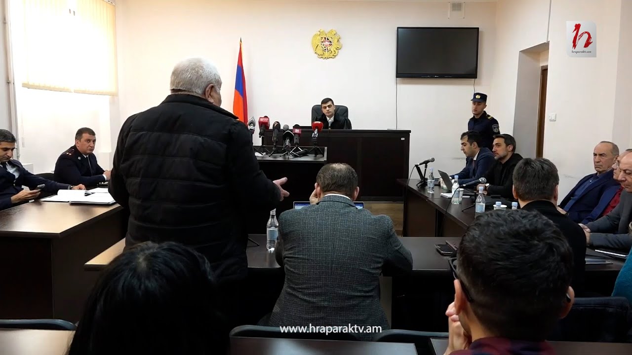 Կես ժամ ուշ եկաք ու անգամ ներողություն չխնդրեցիք. Խաչատուրովը` դատավորին