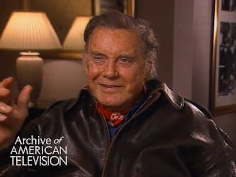 Cliff Robertson on the TV series "Rod Brown of the Rocket Rangers" - EMMYTVLEGENDS.ORG