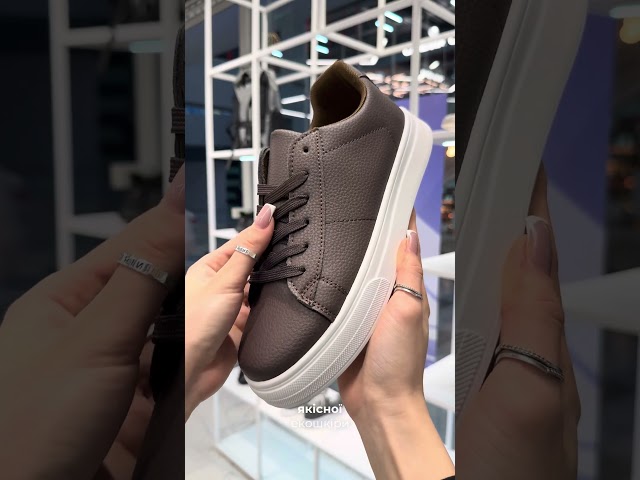 Чоботи жіночі шкіряні байка хутро 592641 Чорний Кеди чоловічі 592969 Коричневі 