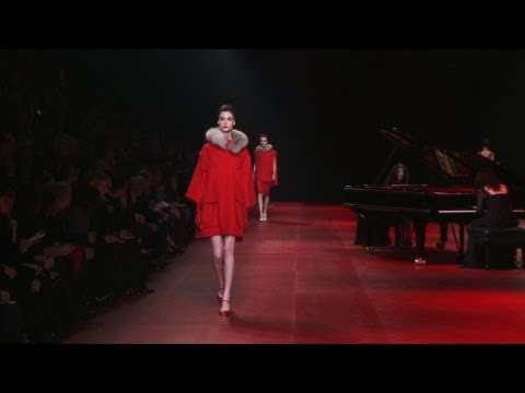 Nina Ricci Autumn/Winter 2013-14 - Videofashion