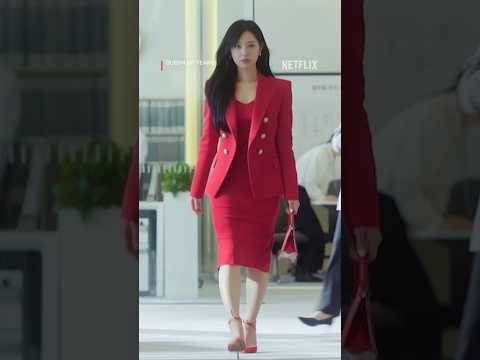 #QueenofTears and King of Reactions #KimSoohyun #KimJiwon #Netflix