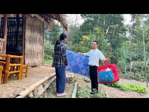 Kind CEO Gives Mattress To Poor Single Mom In A BambooHouse In The Forest. Love Begins With Kindness
