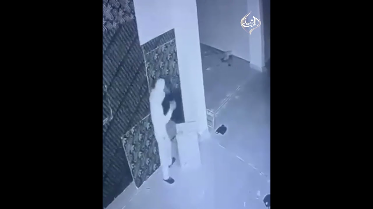فيديو | كاميرات المراقبة ترصد عملية سرقة لمبالغ كبيرة من شركة توصيل في المثنى