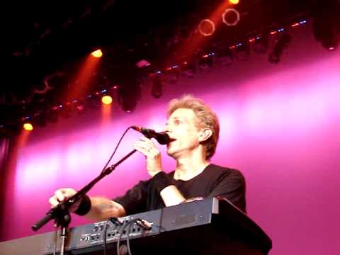 The Hooters tribute to Robert Hazard - Escalator of Life