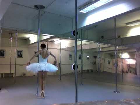 Elena Gibson behind the scene - rehearsal for the Dying Swan, London UK.