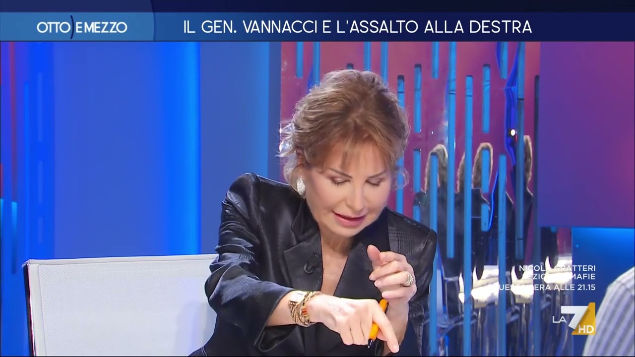 Gruber a Vannacci: "Sembra ossessionato dagli omosessuali. E se scoprissimo che lei è gay?"