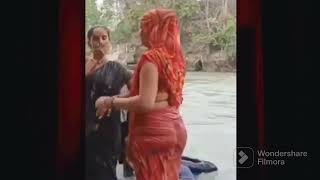 hot boudi ganga snan  desi bhabhi open bathing in 
