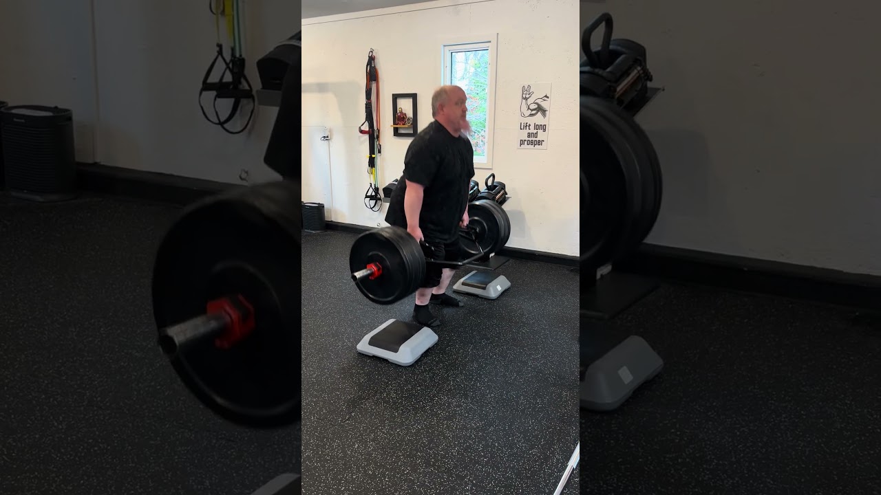 Client (Stephen Williams) Personal Best on the Trap Bar Deadlift (265 lbs)