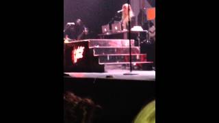 Bonnie McKee - Hot City (Live)