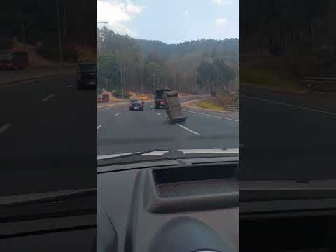 En caracas en la autopista #vial #caracas #miranda #motorizado #motorista #mueblesparaelhogar