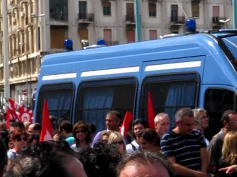 INVADIAMO LO STRETTO 12-9-2010 - 10 di 17.MOV