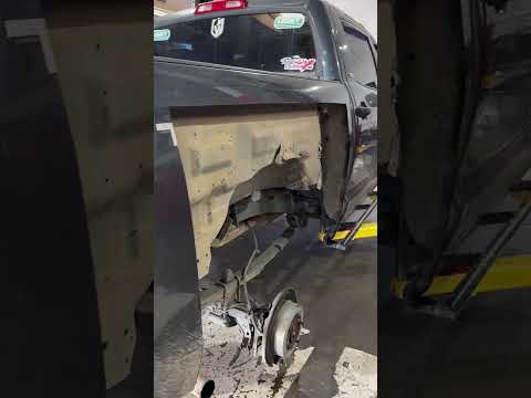 Fiberglass Fender install Friday.  To bad it’s taking all week😂