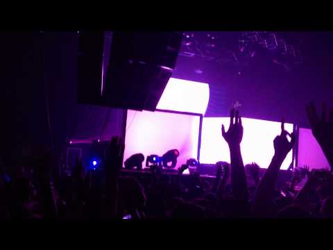 Kaskade - In The Air (Hard Rock Sofa Remix) [Roseland Ballroom 2011]