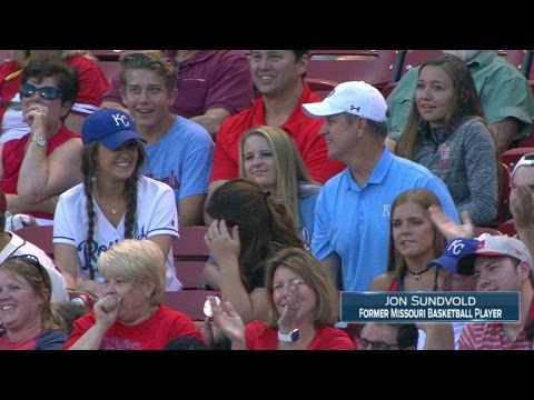 KC@STL: Former NBA player Sundvold supports Royals