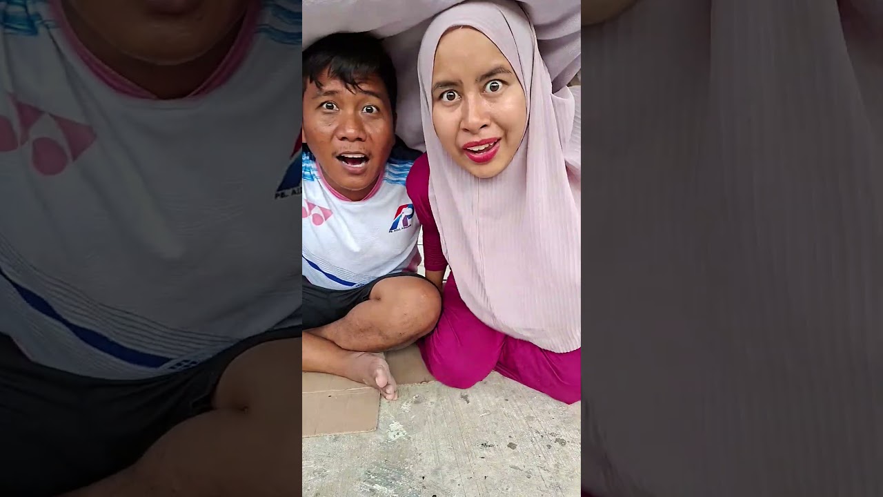 Makan coklat didalam selimut !!!