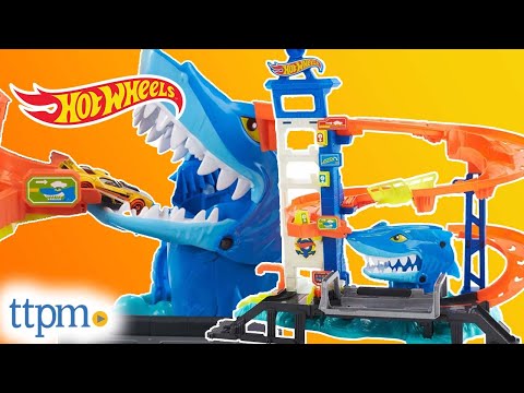 Hot Wheels City Attacking Shark Escape Track Set
