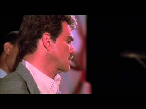 Полицейский с Половиной - Трейлер