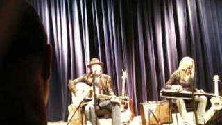 Dave Alvin and Cindy Cashdollar