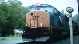 preview picture of video 'CSX 4751 & 4784 @ Hoods Mill Crossing'