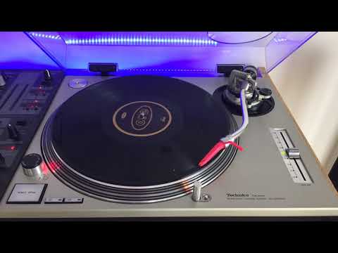 Donna Giles - and I’m telling you I’m not going - Stonebridge mix